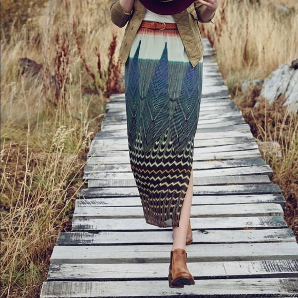 Anthropologie Dresses & Skirts - Anthropologie MAEVE MaxiSkirt w/Side Split